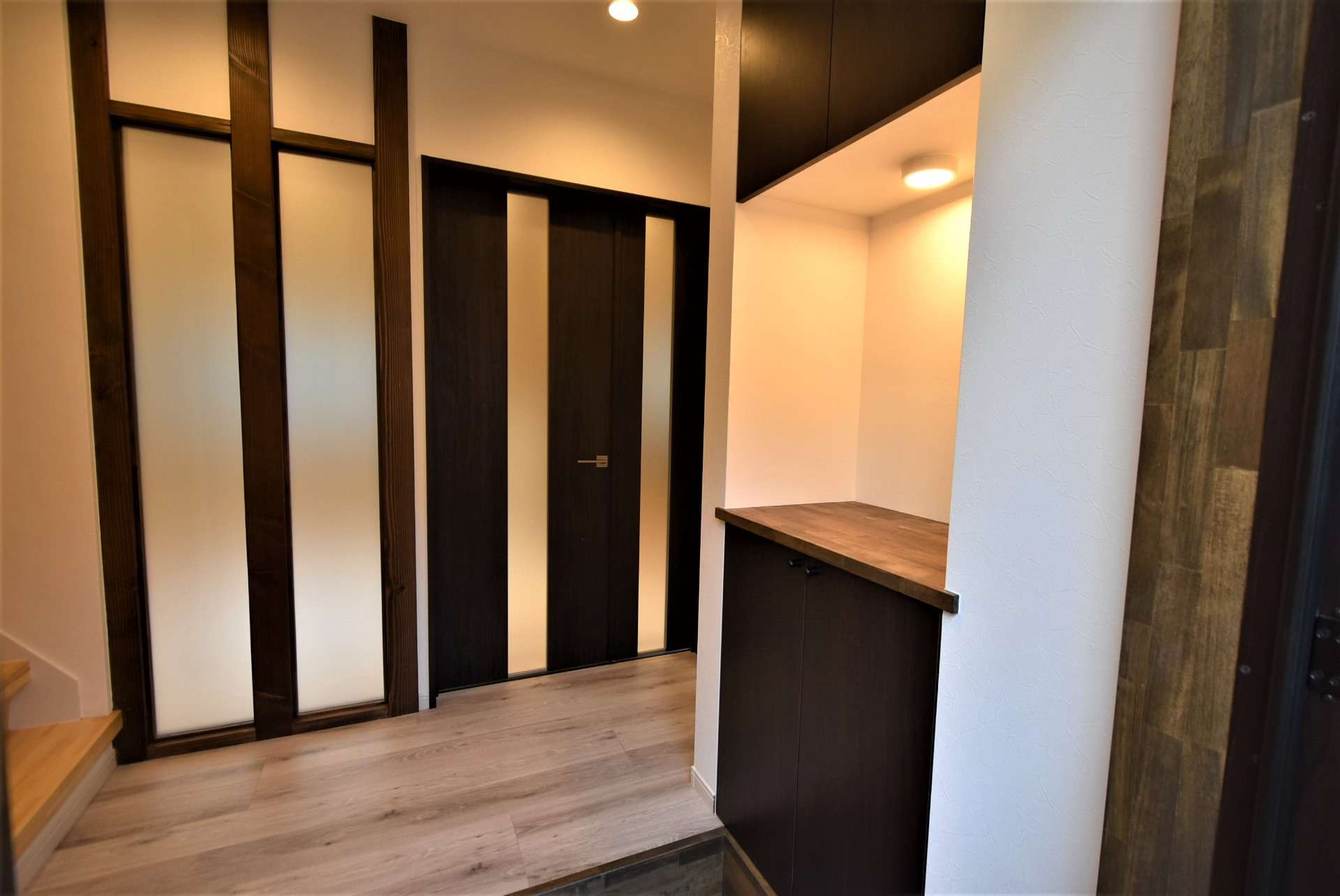 玄関横にはシューズクローク完備