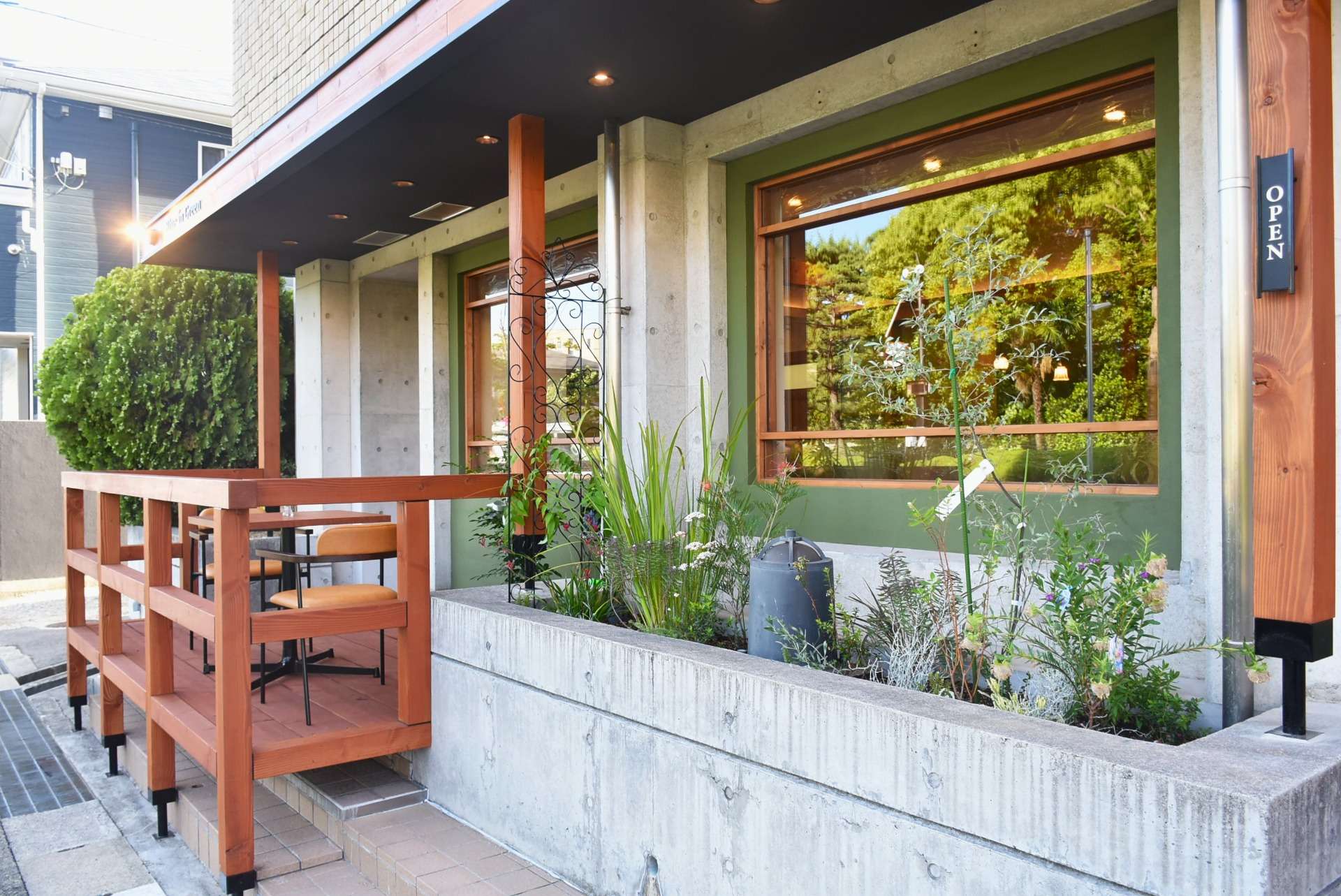 西宮市 Blue in Green様 新装工事