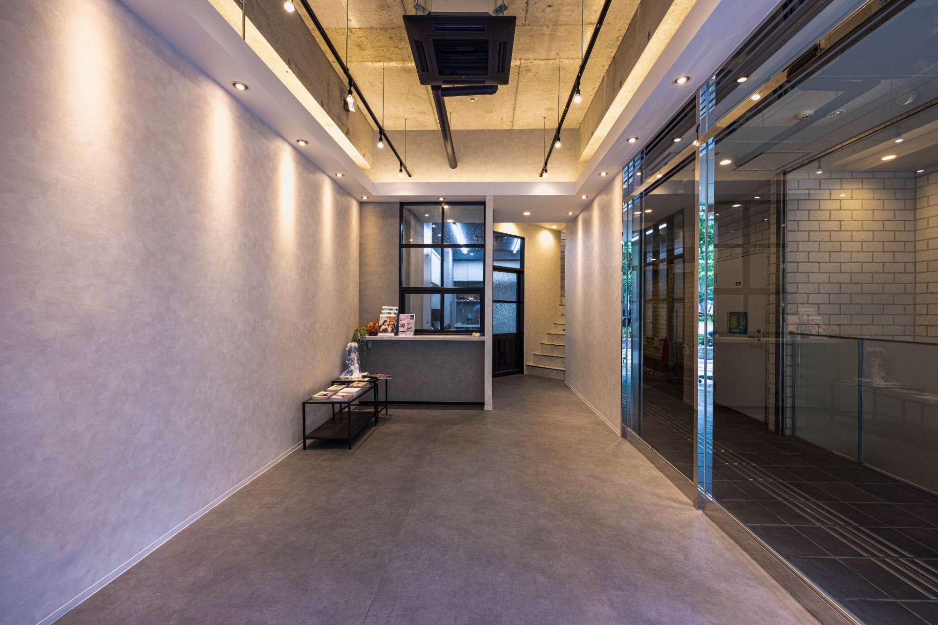 ピカコーポレイション様 スタジオ・事務所 新装工事